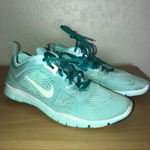 Nike women's light blue free runs